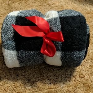 COPY - New Maurice's blanket